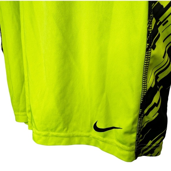 Nike Dri-Fit‎ Athletic Shorts - Picture 3 of 6